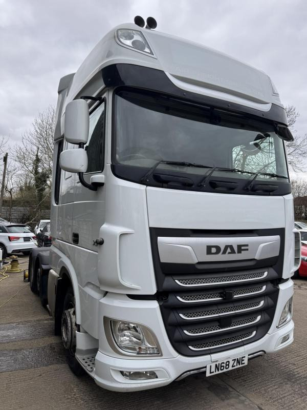 DAF FTG XF 480 Euro 6 Super Space cab - شاحنة جرار: صور 1 DAF FTG XF 480 Euro 6 Super Space cab - شاحنة جرار: صور 1