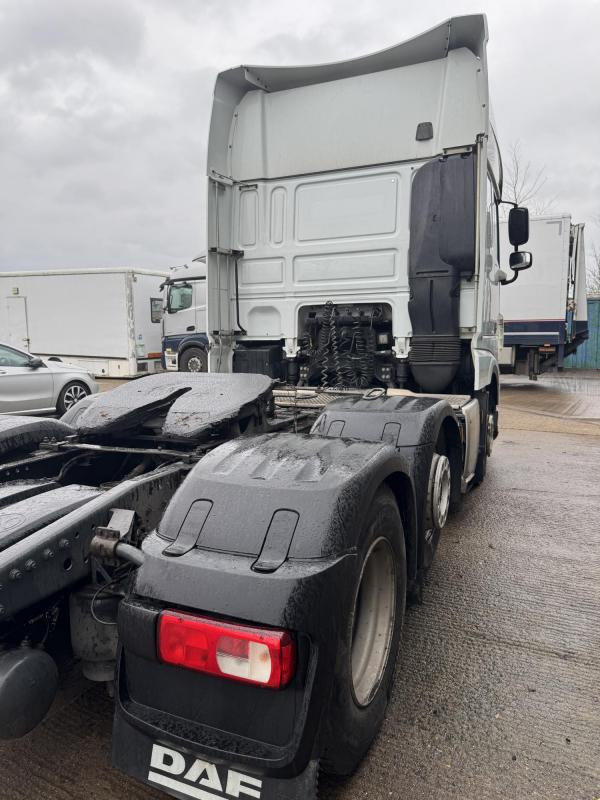 DAF FTG XF 480 Super Space cab - شاحنة جرار: صور 4 DAF FTG XF 480 Super Space cab - شاحنة جرار: صور 4