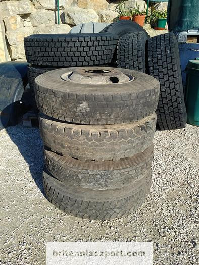 4 x used 7.50-16 LT tyres on 6 studs rims for Toyota Dyna 300 - عجلات: صور 2 4 x used 7.50-16 LT tyres on 6 studs rims for Toyota Dyna 300 - عجلات: صور 2