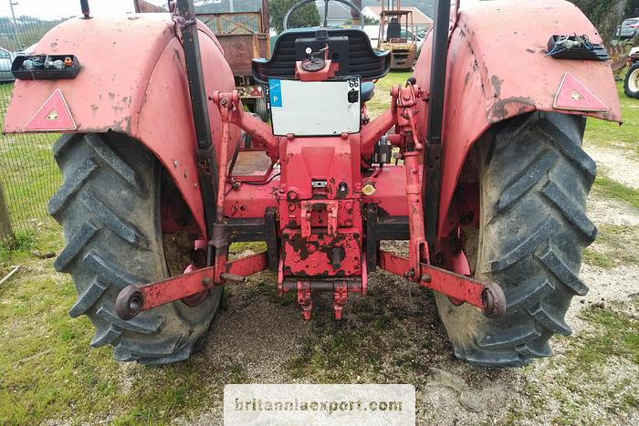 INTERNATIONAL 523 Farm Tractor | 2.9 diesel | 3 cylinder | - جرار: صور 4 INTERNATIONAL 523 Farm Tractor | 2.9 diesel | 3 cylinder | - جرار: صور 4