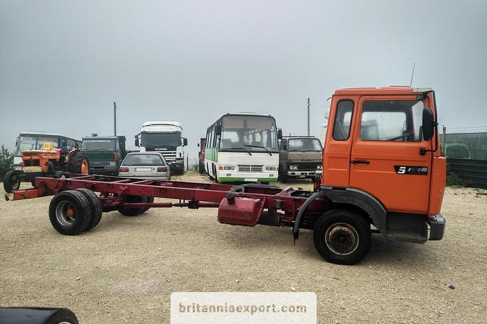 RENAULT Midliner S120 Turbo 7.7 Ton Chassis Cab Truck | ZF Manual | - الشاسيه شاحنة: صور 4 RENAULT Midliner S120 Turbo 7.7 Ton Chassis Cab Truck | ZF Manual | - الشاسيه شاحنة: صور 4