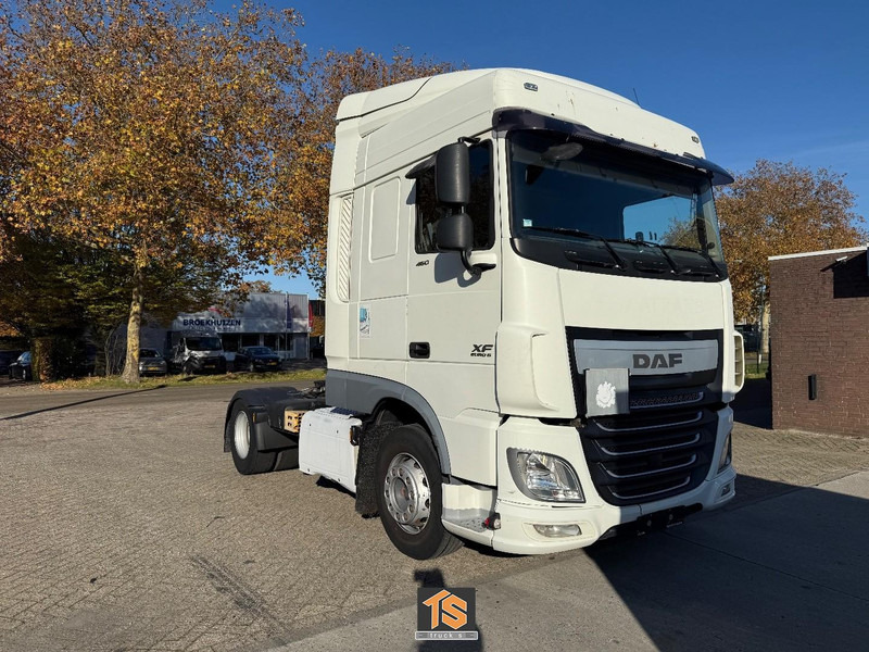DAF XF 106.460 AUTOMATIC - EURO 6 - BELGIUM TOP TRUCK - NEW APK/TUV - NEW TACHO - شاحنة جرار: صور 3 DAF XF 106.460 AUTOMATIC - EURO 6 - BELGIUM TOP TRUCK - NEW APK/TUV - NEW TACHO - شاحنة جرار: صور 3
