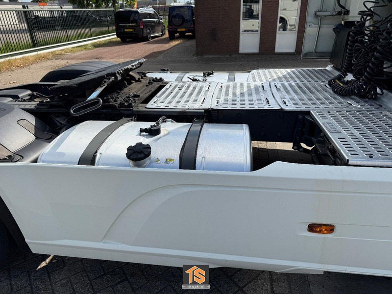 DAF XF 450 FT SSC - 2 TANKS - SHOW TRUCK - TUV 4/26 - شاحنة جرار: صور 5 DAF XF 450 FT SSC - 2 TANKS - SHOW TRUCK - TUV 4/26 - شاحنة جرار: صور 5