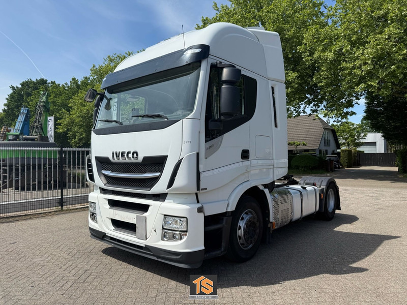 Iveco AS 420 AUTOMATIC - EURO 6 - 2 TANKS - 4X AVAILABLE - TOP! - شاحنة جرار: صور 1 Iveco AS 420 AUTOMATIC - EURO 6 - 2 TANKS - 4X AVAILABLE - TOP! - شاحنة جرار: صور 1