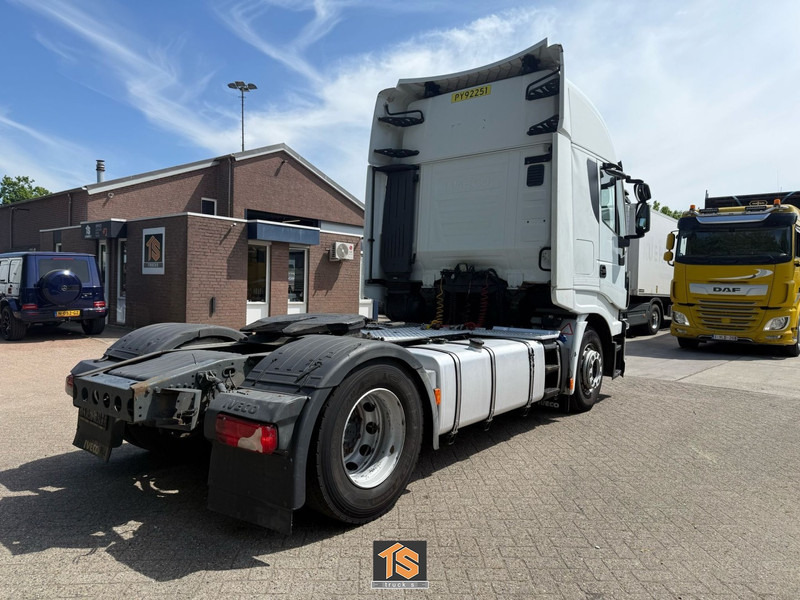 Iveco AS 420 AUTOMATIC - EURO 6 - 2 TANKS - 4X AVAILABLE - TOP! - شاحنة جرار: صور 2 Iveco AS 420 AUTOMATIC - EURO 6 - 2 TANKS - 4X AVAILABLE - TOP! - شاحنة جرار: صور 2