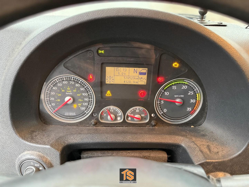 Iveco IVECO EUROCARGO 120E25 12TON - MANUAL - EURO 5 - KOFFER/BOX - NL TRUCK! - بصندوق مغلق شاحنة: صور 4 Iveco IVECO EUROCARGO 120E25 12TON - MANUAL - EURO 5 - KOFFER/BOX - NL TRUCK! - بصندوق مغلق شاحنة: صور 4