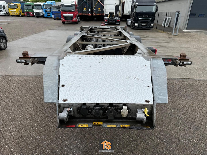 Van Hool 3B2013 20FT - ADR - MERCEDES AXLE - DRUM BRAKE - NL TOP TRAILER - 3x AVAILABLE! - شاحنات الحاويات/ جسم علوي قابل للتغيير نصف مقطورة: صور 3 Van Hool 3B2013 20FT - ADR - MERCEDES AXLE - DRUM BRAKE - NL TOP TRAILER - 3x AVAILABLE! - شاحنات الحاويات/ جسم علوي قابل للتغيير نصف مقطورة: صور 3