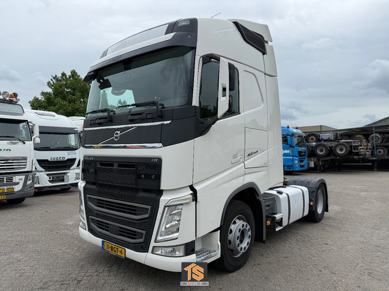 Volvo FH EURO 6 - AUTOMATIC - 2 TANKS - NL TRUCK - APK/TUV 02/2026 - NEW TACHO - TOP! - شاحنة جرار: صور 1 Volvo FH EURO 6 - AUTOMATIC - 2 TANKS - NL TRUCK - APK/TUV 02/2026 - NEW TACHO - TOP! - شاحنة جرار: صور 1