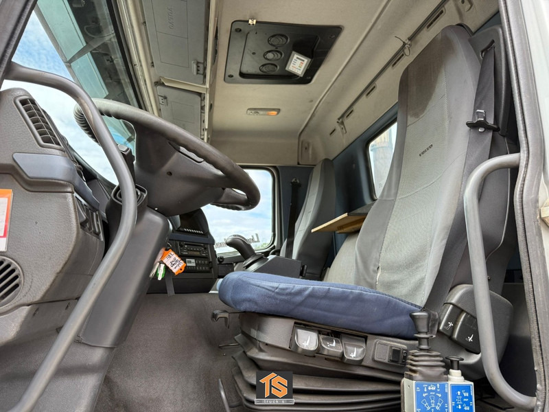 Volvo FM2000-T TERBERG 8X8 - EURO 5 - AUTOMATIC - KIPPER/TIPPER - NL TRUCK - ISOLATED HARDOX - TOP! - قلابات: صور 4 Volvo FM2000-T TERBERG 8X8 - EURO 5 - AUTOMATIC - KIPPER/TIPPER - NL TRUCK - ISOLATED HARDOX - TOP! - قلابات: صور 4