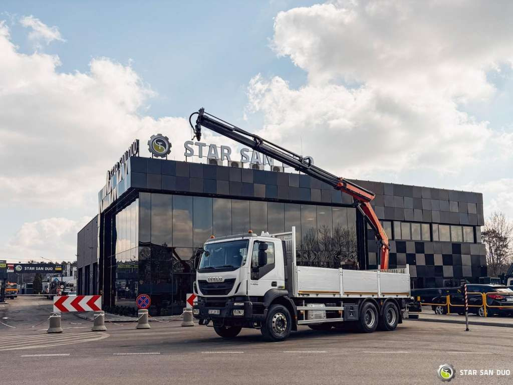 Iveco TRAKKER 450 6x4 PALFINGER PK 18502 SH Rotator - شاحنة كرين: صور 1 Iveco TRAKKER 450 6x4 PALFINGER PK 18502 SH Rotator - شاحنة كرين: صور 1