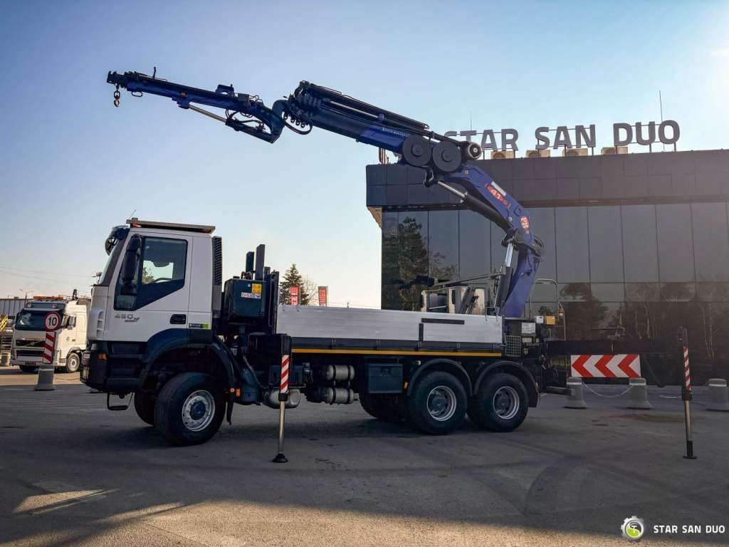 Iveco TRAKKER 450 6x6 PM41S FLY JIB Crane Kipper - شاحنة كرين: صور 5 Iveco TRAKKER 450 6x6 PM41S FLY JIB Crane Kipper - شاحنة كرين: صور 5
