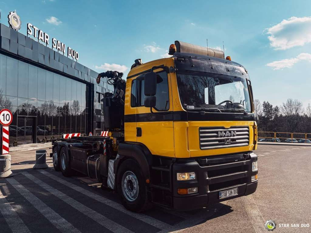 MAN TGA 18.440 6x2 FASSI F 210 A.24 Crane Rotator - شاحنة كرين: صور 4 MAN TGA 18.440 6x2 FASSI F 210 A.24 Crane Rotator - شاحنة كرين: صور 4