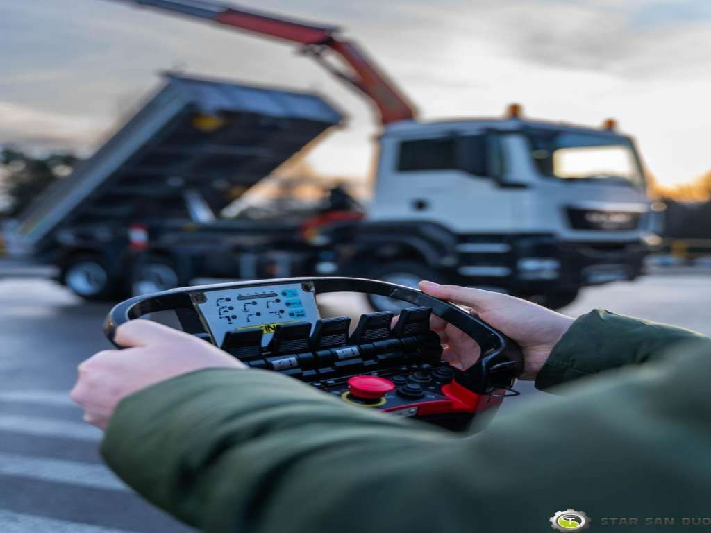 MAN TGS 26.360 6x6 PALFINGER PK 18001 EH Crane Kipe - شاحنة كرين: صور 5 MAN TGS 26.360 6x6 PALFINGER PK 18001 EH Crane Kipe - شاحنة كرين: صور 5