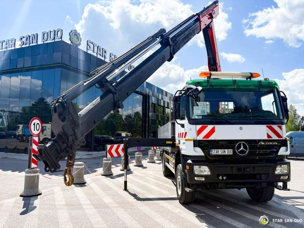 Mercedes-Benz ACTROS 2044A 4x4 Palfinger PK 20002 hds Crane - شاحنة كرين: صور 4 Mercedes-Benz ACTROS 2044A 4x4 Palfinger PK 20002 hds Crane - شاحنة كرين: صور 4