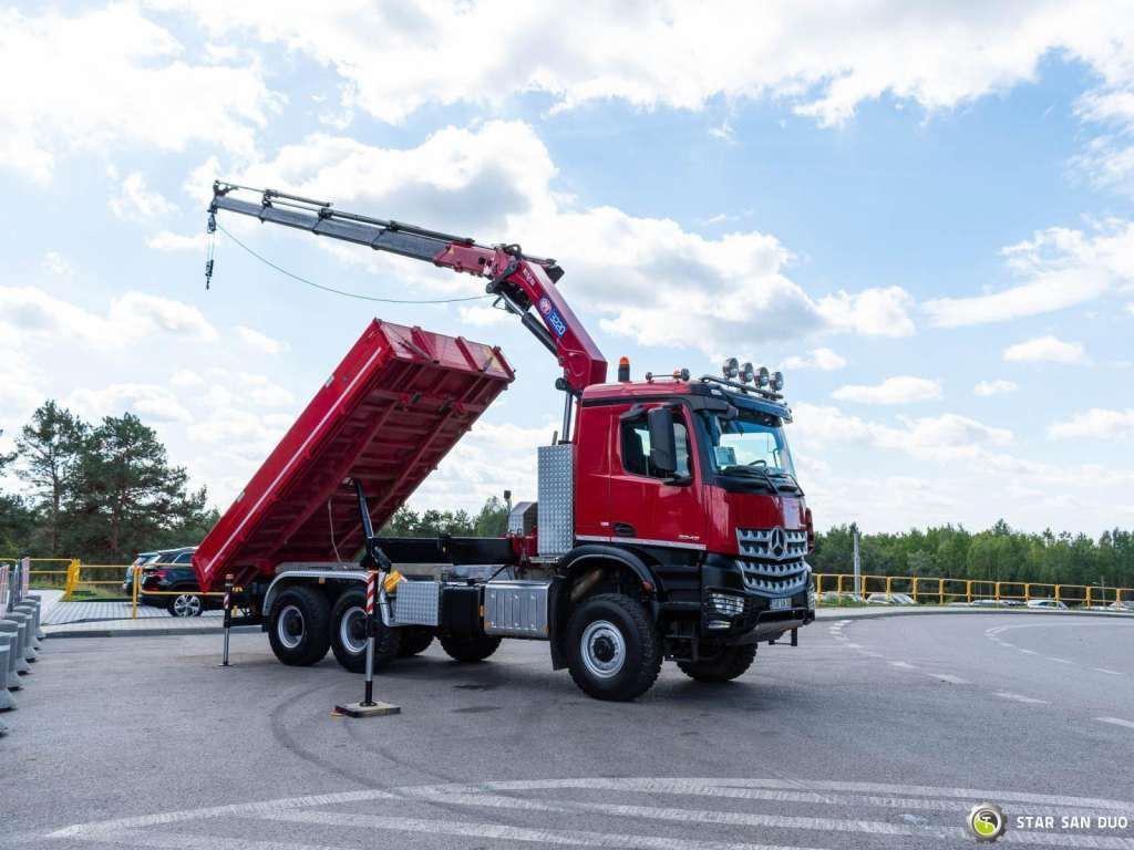 Mercedes-Benz AROCS 3345 6x6 HMF 3220 Winch Crane tipper - شاحنة كرين: صور 5 Mercedes-Benz AROCS 3345 6x6 HMF 3220 Winch Crane tipper - شاحنة كرين: صور 5