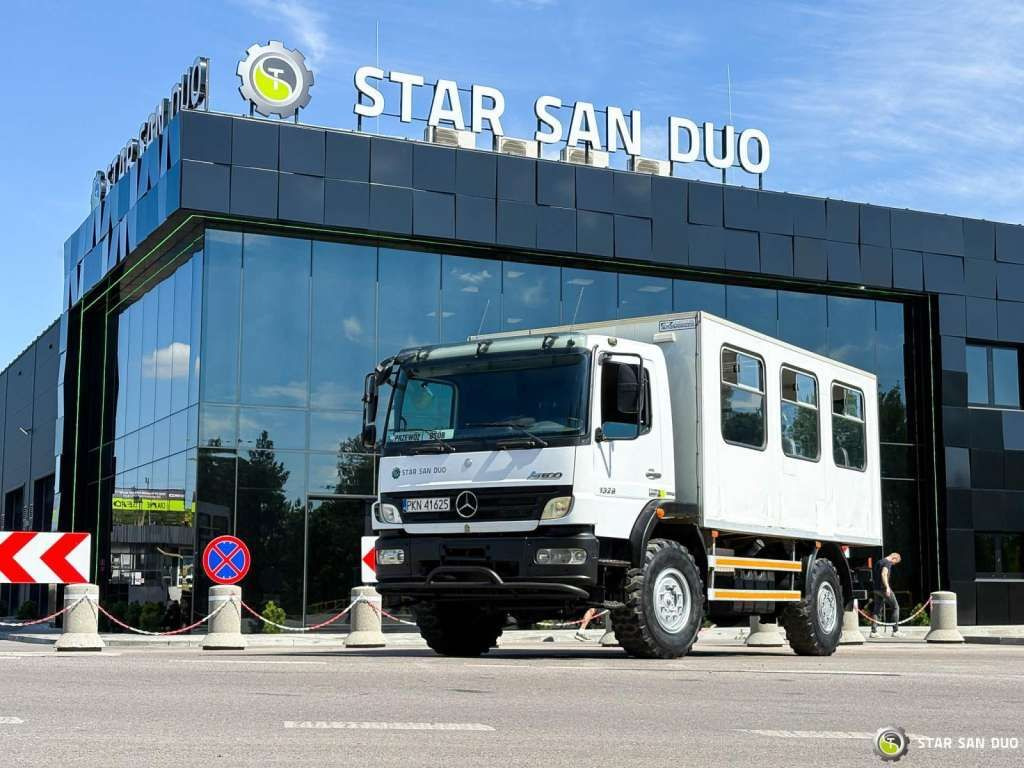Mercedes-Benz ATEGO 1326 4x4 Double Cab Camper BUS - الشاسيه شاحنة: صور 1 Mercedes-Benz ATEGO 1326 4x4 Double Cab Camper BUS - الشاسيه شاحنة: صور 1