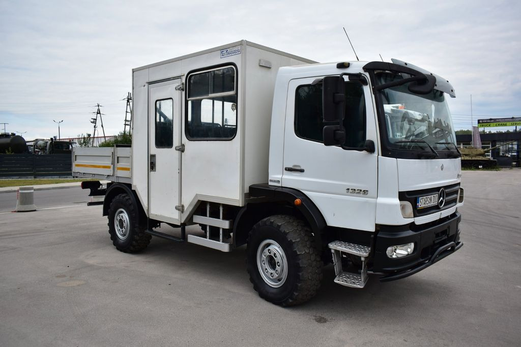 Mercedes-Benz ATEGO 1326 4x4 OFF ROAD CAMPER BUS BOX . - بصندوق مغلق شاحنة: صور 1 Mercedes-Benz ATEGO 1326 4x4 OFF ROAD CAMPER BUS BOX . - بصندوق مغلق شاحنة: صور 1