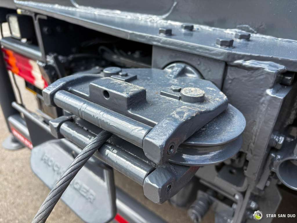 شاحنة كرين Mercedes-Benz  AXOR 1833 4x4 Palfinger PK 22002 EH Crane Winch: صور 25