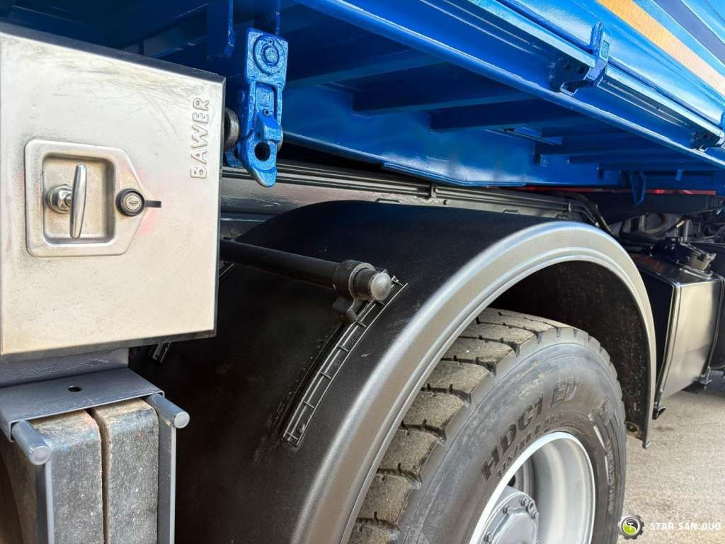 شاحنة كرين Mercedes-Benz  AXOR 1833 4x4 Palfinger PK 22002 EH Crane Winch: صور 27