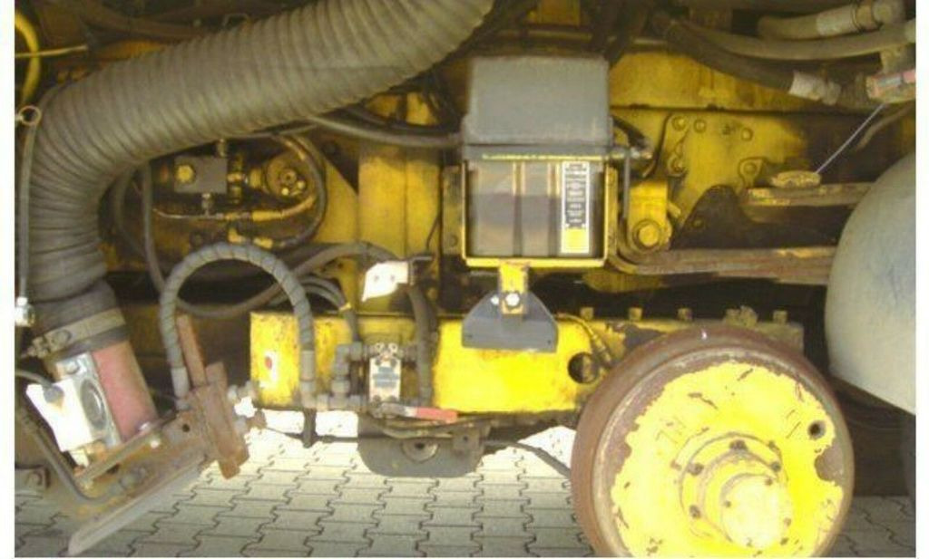 تأجير Mercedes-Benz SK 1820 4x2 Schienenreinigungs Kehrmaschine RAIL  Mercedes-Benz SK 1820 4x2 Schienenreinigungs Kehrmaschine RAIL: صور 8