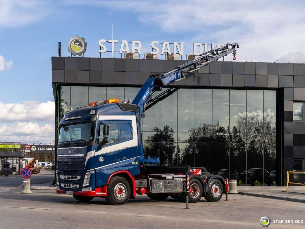 Volvo FH 500 6x2 HMF 3220-K5 HDS Crane Euro 6 - شاحنة كرين, شاحنة جرار: صور 4 Volvo FH 500 6x2 HMF 3220-K5 HDS Crane Euro 6 - شاحنة كرين, شاحنة جرار: صور 4