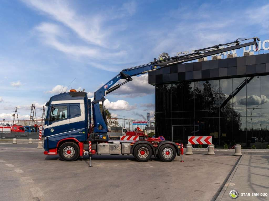 Volvo FH 500 6x2 HMF 3220-K5 HDS Crane Euro 6 - شاحنة كرين: صور 2 Volvo FH 500 6x2 HMF 3220-K5 HDS Crane Euro 6 - شاحنة كرين: صور 2