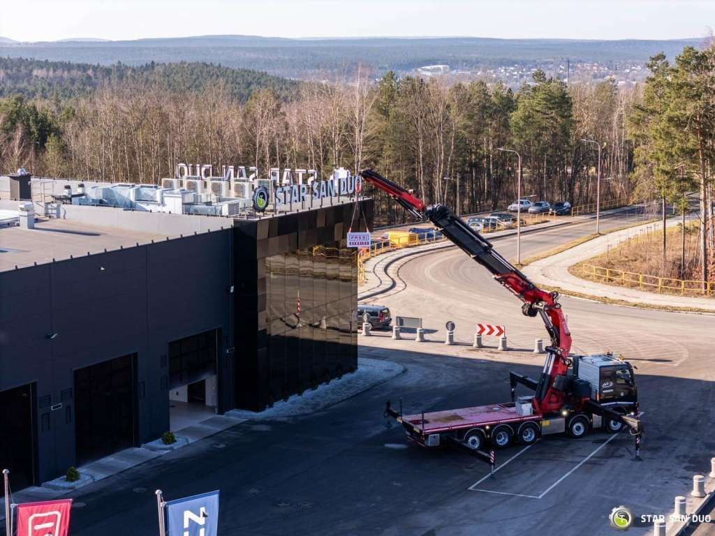 Volvo FH 540 10x4 FASSI F1950 FLY JIB WINCH 46m !!! Volvo FH 540 10x4 FASSI F1950 FLY JIB WINCH 46m !!! - شاحنة كرين: صور 3 Volvo FH 540 10x4 FASSI F1950 FLY JIB WINCH 46m !!! Volvo FH 540 10x4 FASSI F1950 FLY JIB WINCH 46m !!! - شاحنة كرين: صور 3