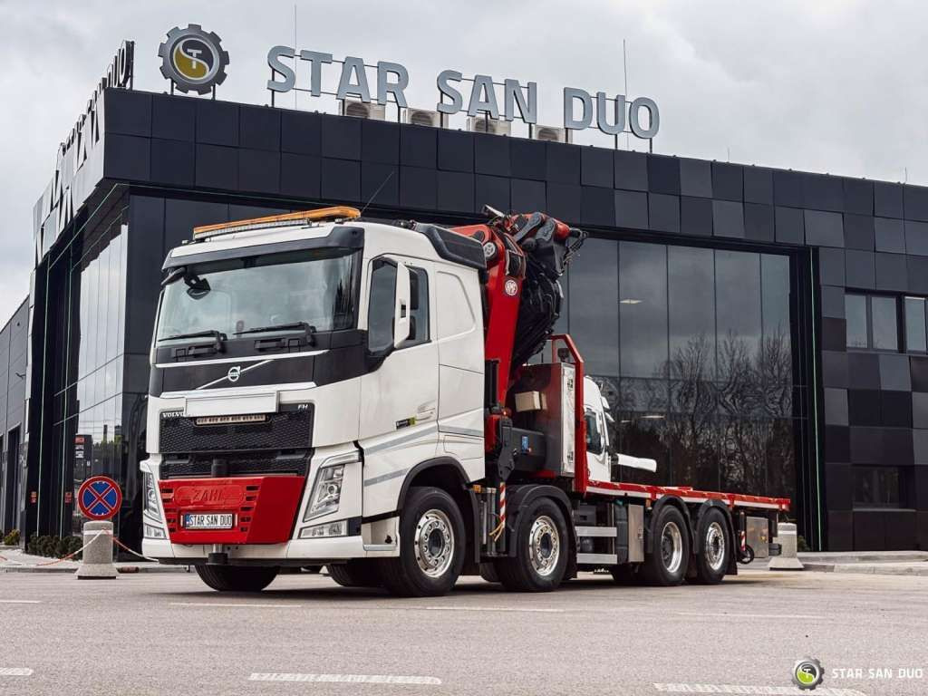 Volvo FH 550 8x2 HMF 8520 FLY JIB Winch Crane Euro 6 - شاحنة كرين: صور 4 Volvo FH 550 8x2 HMF 8520 FLY JIB Winch Crane Euro 6 - شاحنة كرين: صور 4