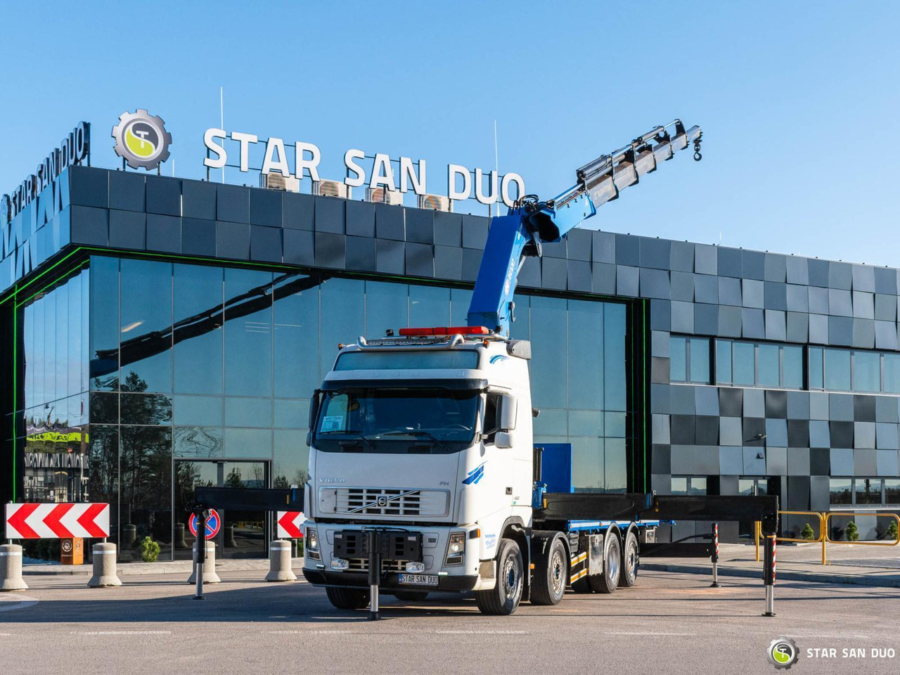 - شاحنة كرين: صور 1 - شاحنة كرين: صور 1