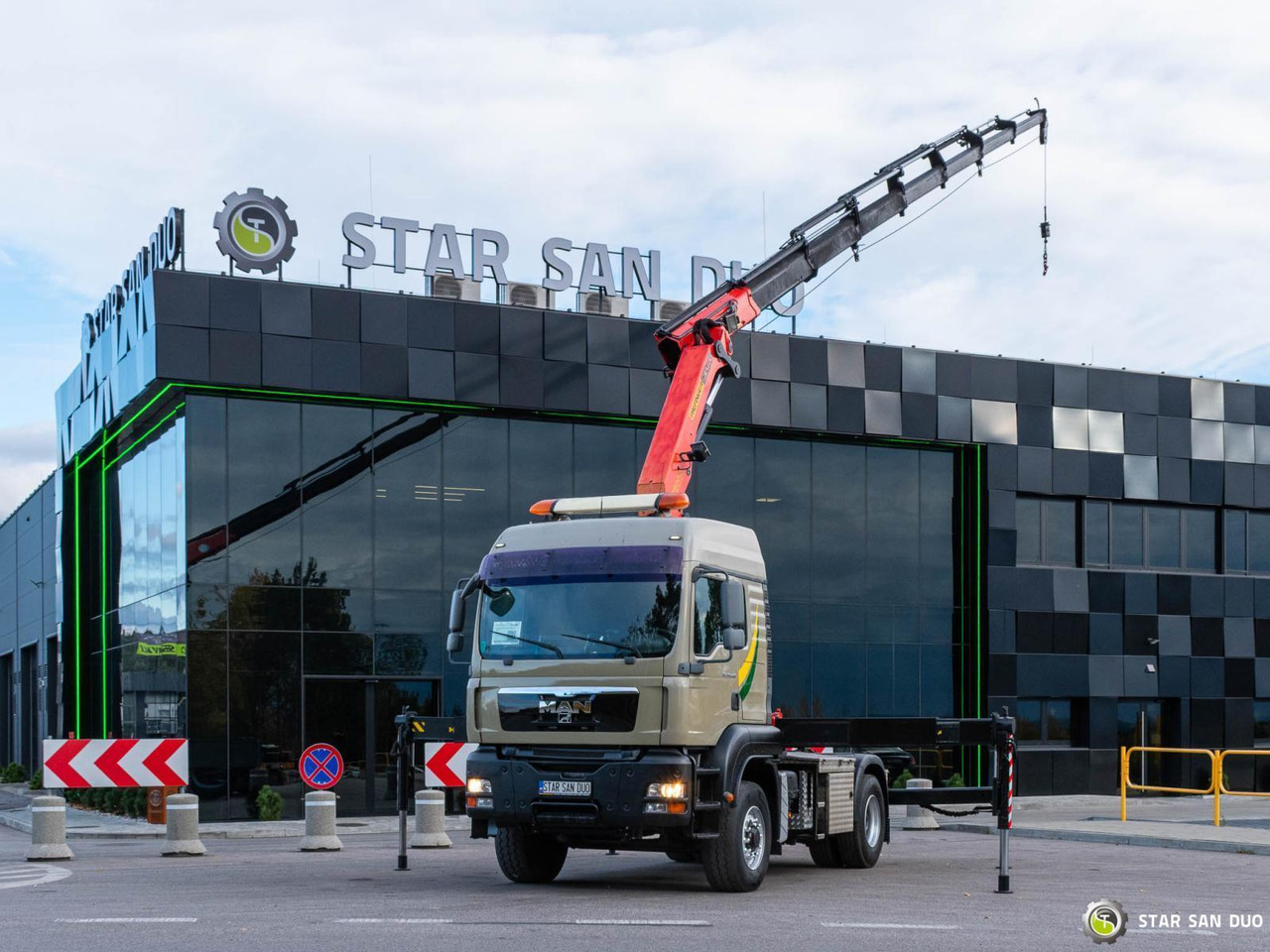 - شاحنة كرين: صور 4 - شاحنة كرين: صور 4