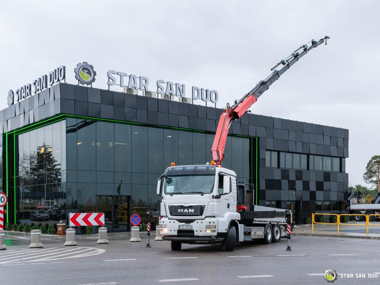 - شاحنة كرين: صور 1 - شاحنة كرين: صور 1