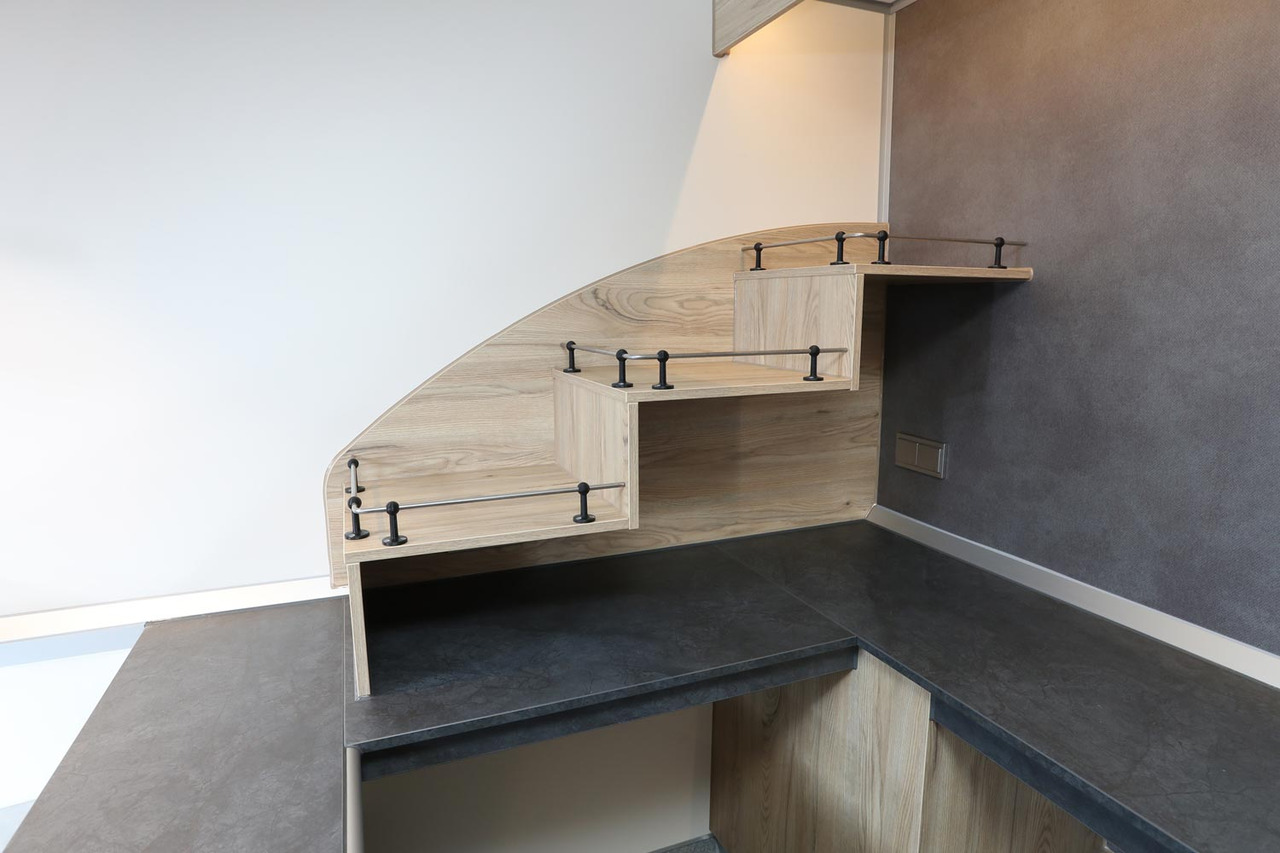 Verkaufsanhänger BORCO HÖHNS - عربة الطعام: صور 4 Verkaufsanhänger BORCO HÖHNS - عربة الطعام: صور 4