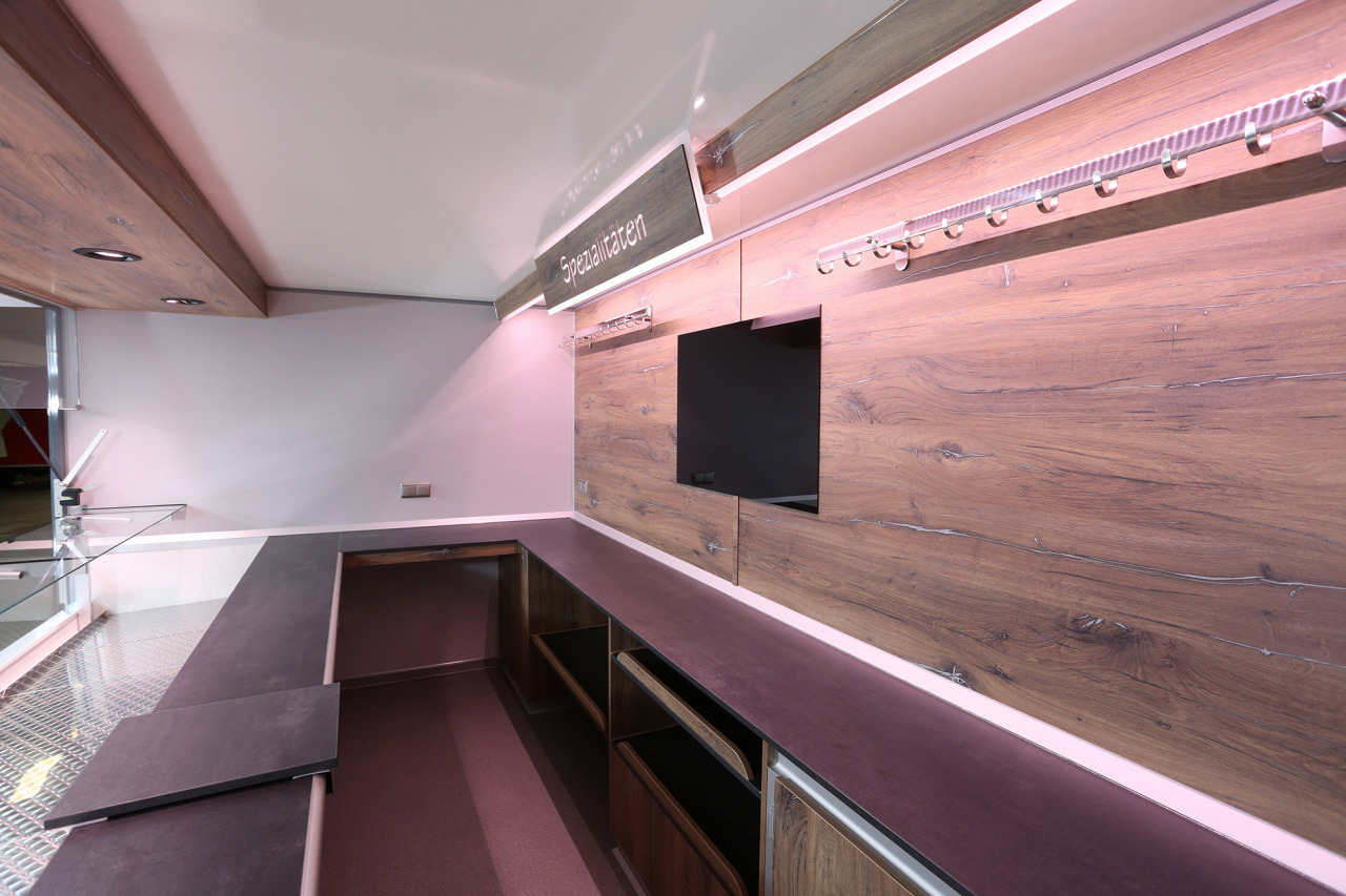 Verkaufsanhänger BORCO HÖHNS - عربة الطعام: صور 5 Verkaufsanhänger BORCO HÖHNS - عربة الطعام: صور 5