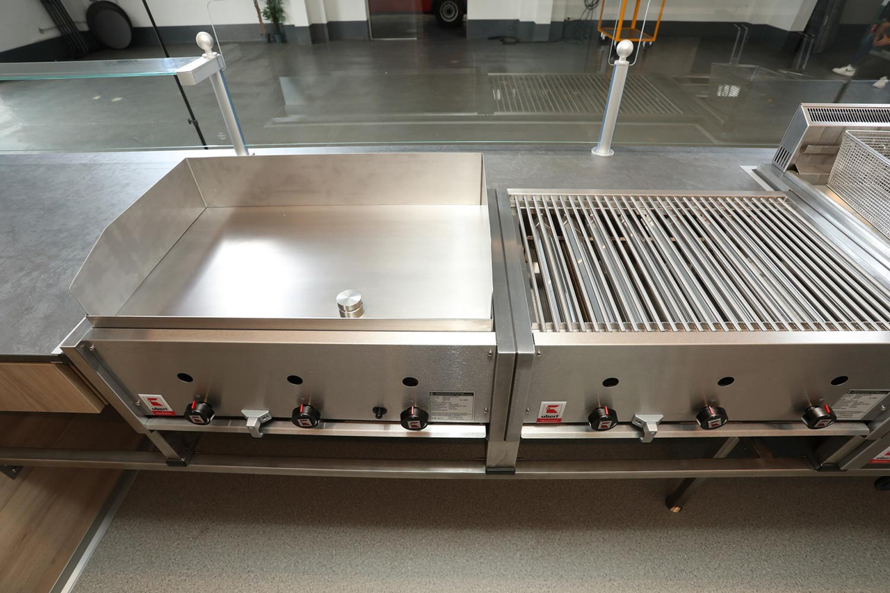 Verkaufsanhänger BORCO HÖHNS - عربة الطعام: صور 5 Verkaufsanhänger BORCO HÖHNS - عربة الطعام: صور 5