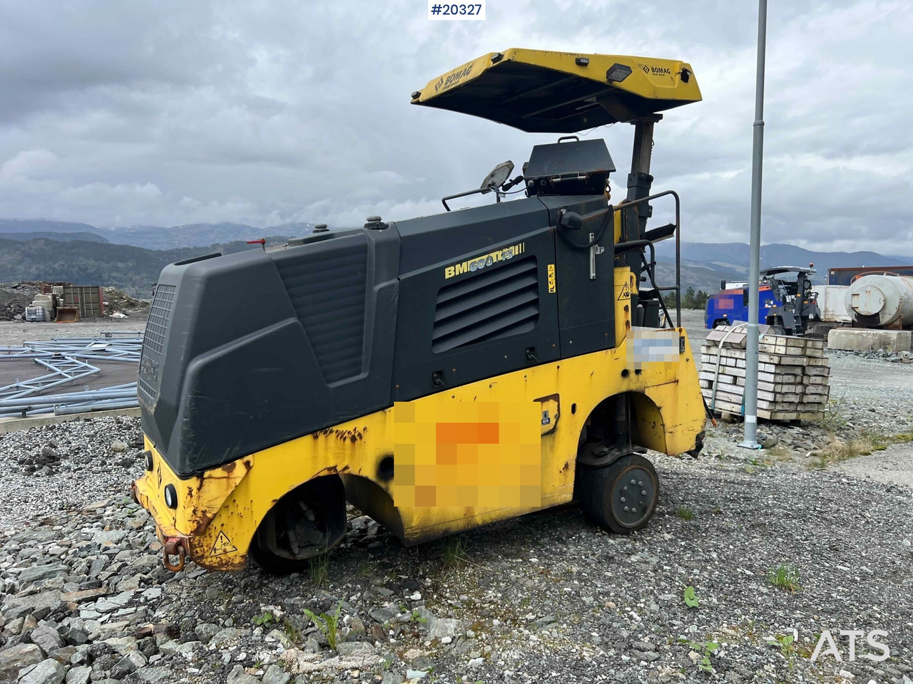 Bomag BM600/15 - آلة أسفلت: صور 5 Bomag BM600/15 - آلة أسفلت: صور 5