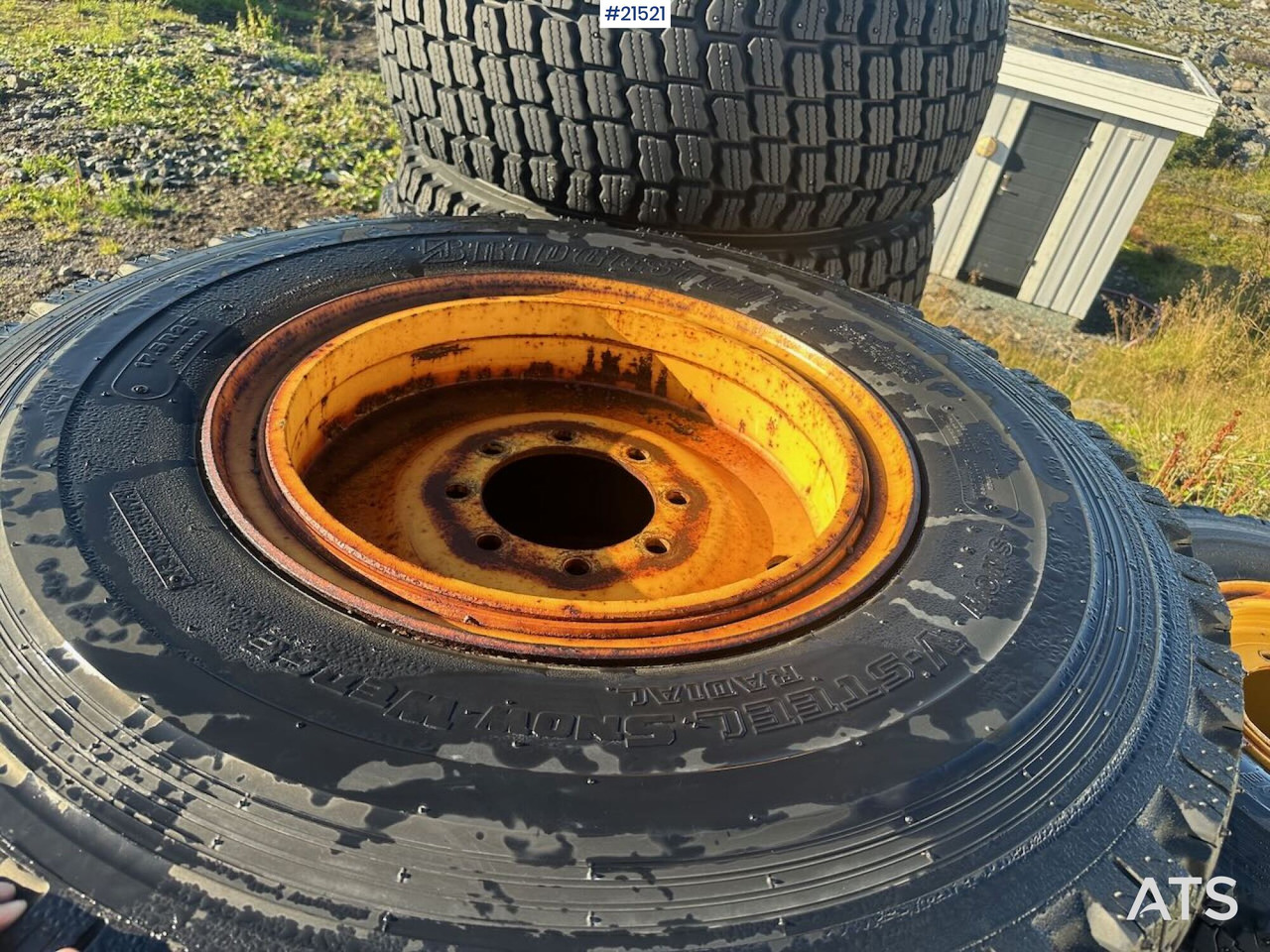 Bridgestone dekk - الإطارات - آلات البناء: صور 4 Bridgestone dekk - الإطارات - آلات البناء: صور 4