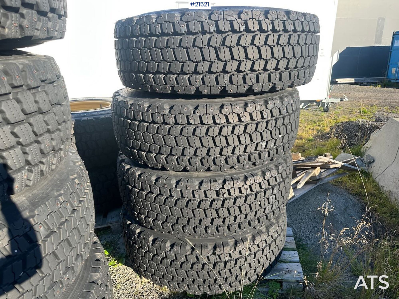 Bridgestone dekk - الإطارات - آلات البناء: صور 3 Bridgestone dekk - الإطارات - آلات البناء: صور 3