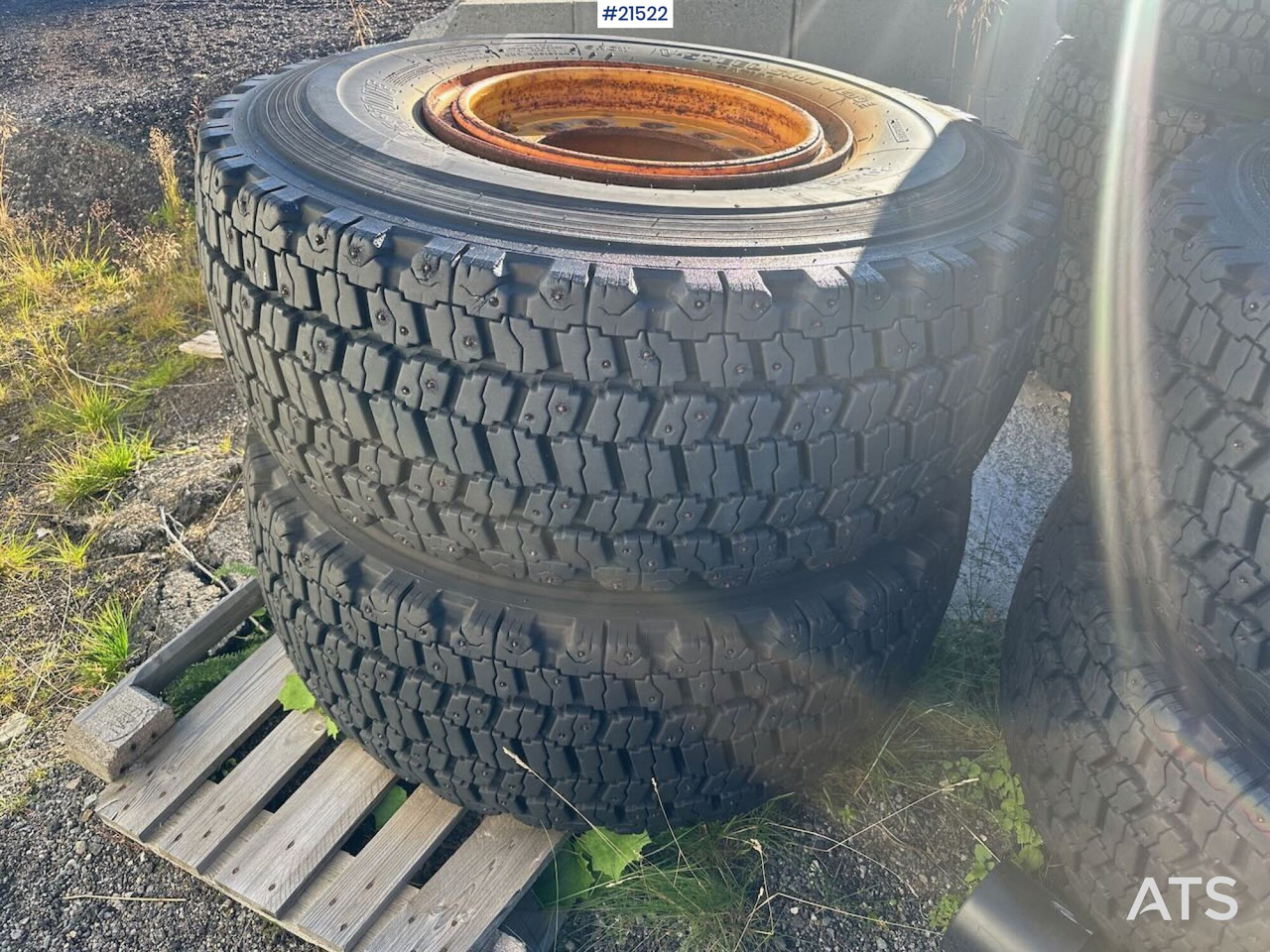 Bridgestone hjullaster dekk til Volvo L110 - الإطارات - آلات البناء: صور 1 Bridgestone hjullaster dekk til Volvo L110 - الإطارات - آلات البناء: صور 1