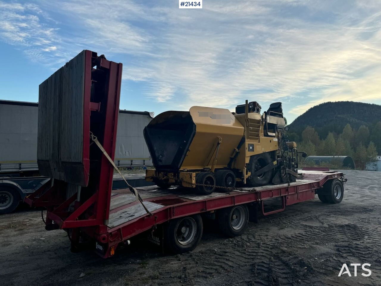 Caterpillar AP 300 - العامل بالقار: صور 3 Caterpillar AP 300 - العامل بالقار: صور 3