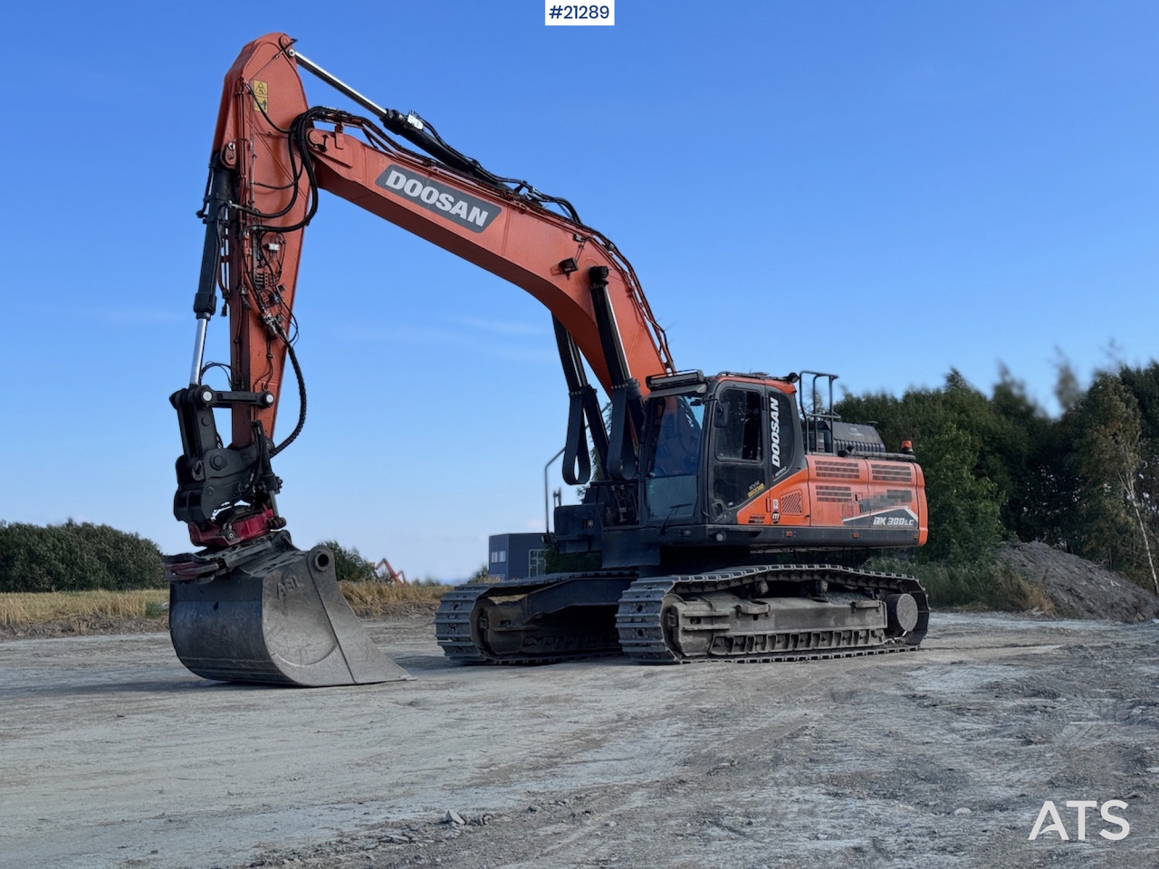 Doosan DX-300LC7 - حفارات زحافة: صور 1 Doosan DX-300LC7 - حفارات زحافة: صور 1