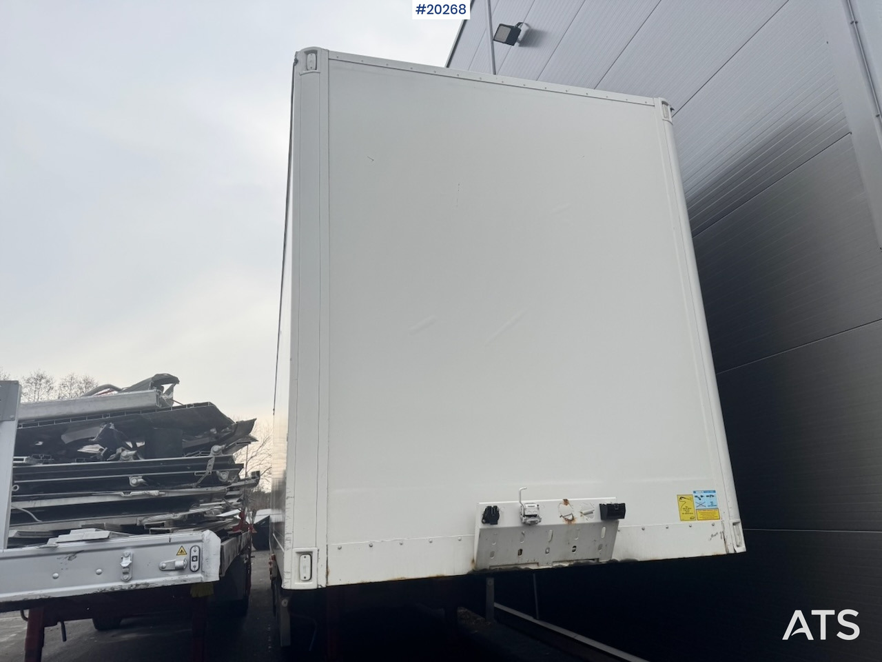 Ekeri Jumbo semi - بصندوق مغلق نصف مقطورة: صور 2 Ekeri Jumbo semi - بصندوق مغلق نصف مقطورة: صور 2