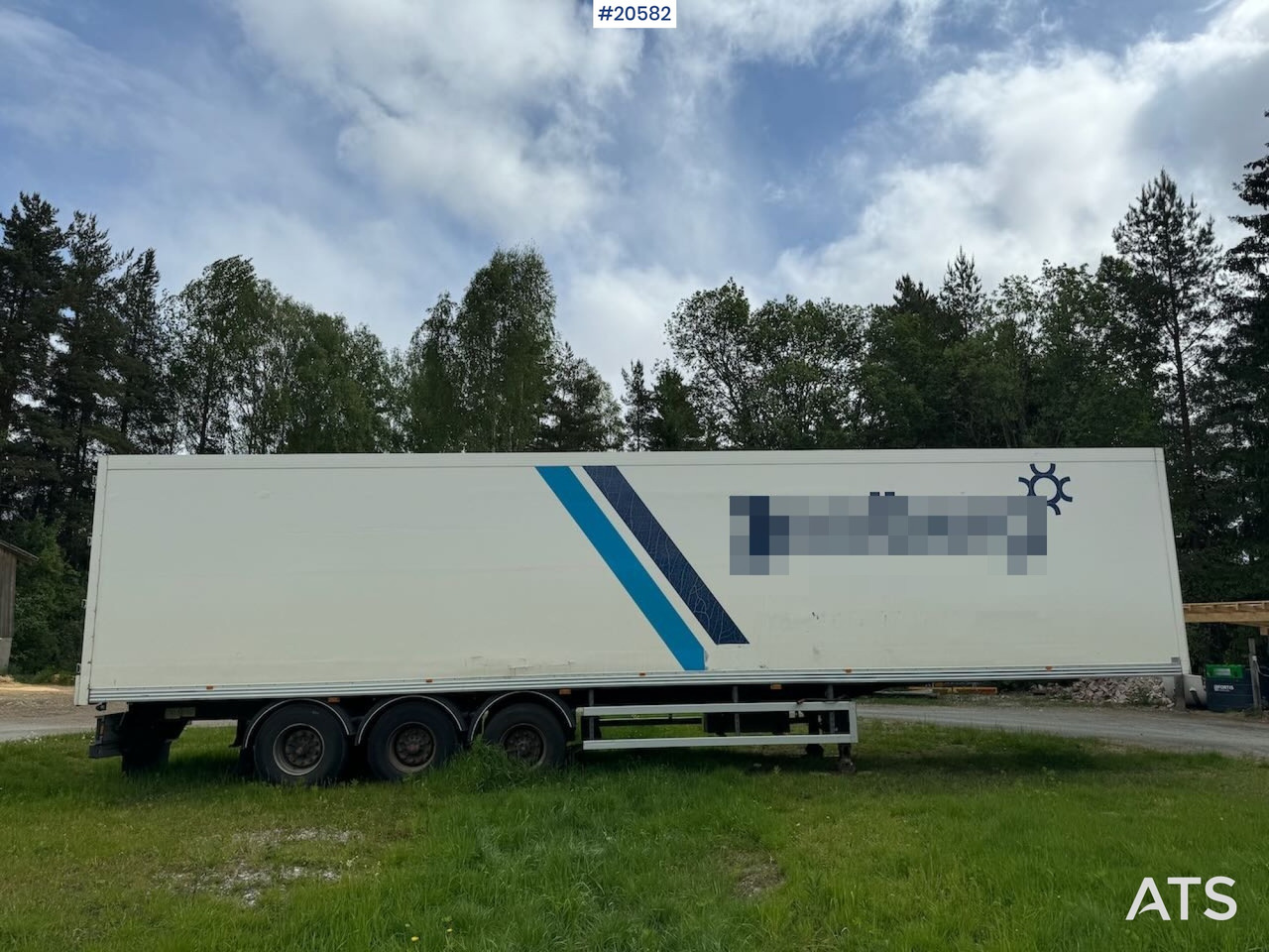 Ekeri Skapsemi - بصندوق مغلق نصف مقطورة: صور 1 Ekeri Skapsemi - بصندوق مغلق نصف مقطورة: صور 1
