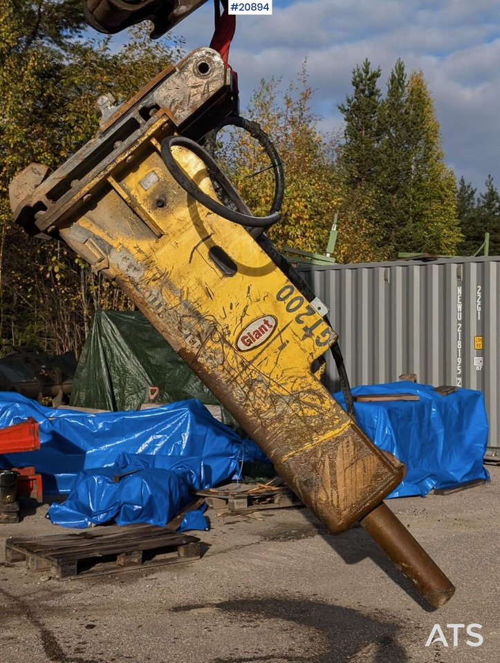 Giant GT200 - مطرقة هيدروليكية - آلات البناء: صور 1 Giant GT200 - مطرقة هيدروليكية - آلات البناء: صور 1