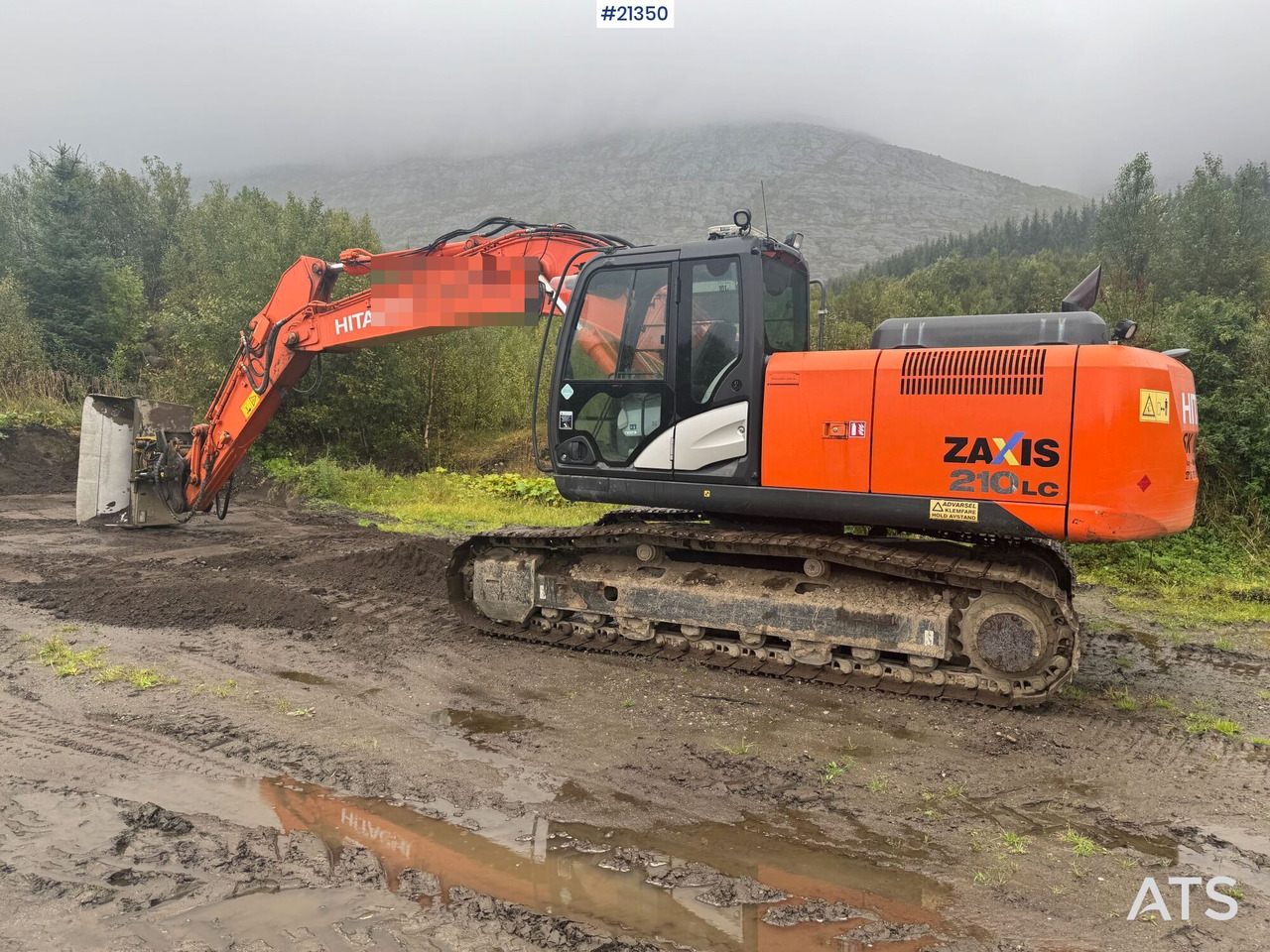 Hitachi ZX210LC - حفارة: صور 4 Hitachi ZX210LC - حفارة: صور 4