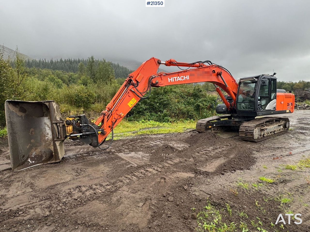 Hitachi ZX210LC - حفارة: صور 1 Hitachi ZX210LC - حفارة: صور 1
