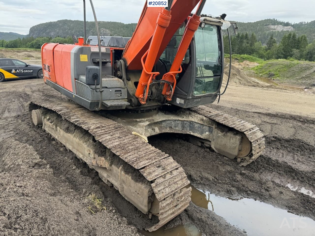 Hitachi ZX280LC-3 - حفارات زحافة: صور 5 Hitachi ZX280LC-3 - حفارات زحافة: صور 5