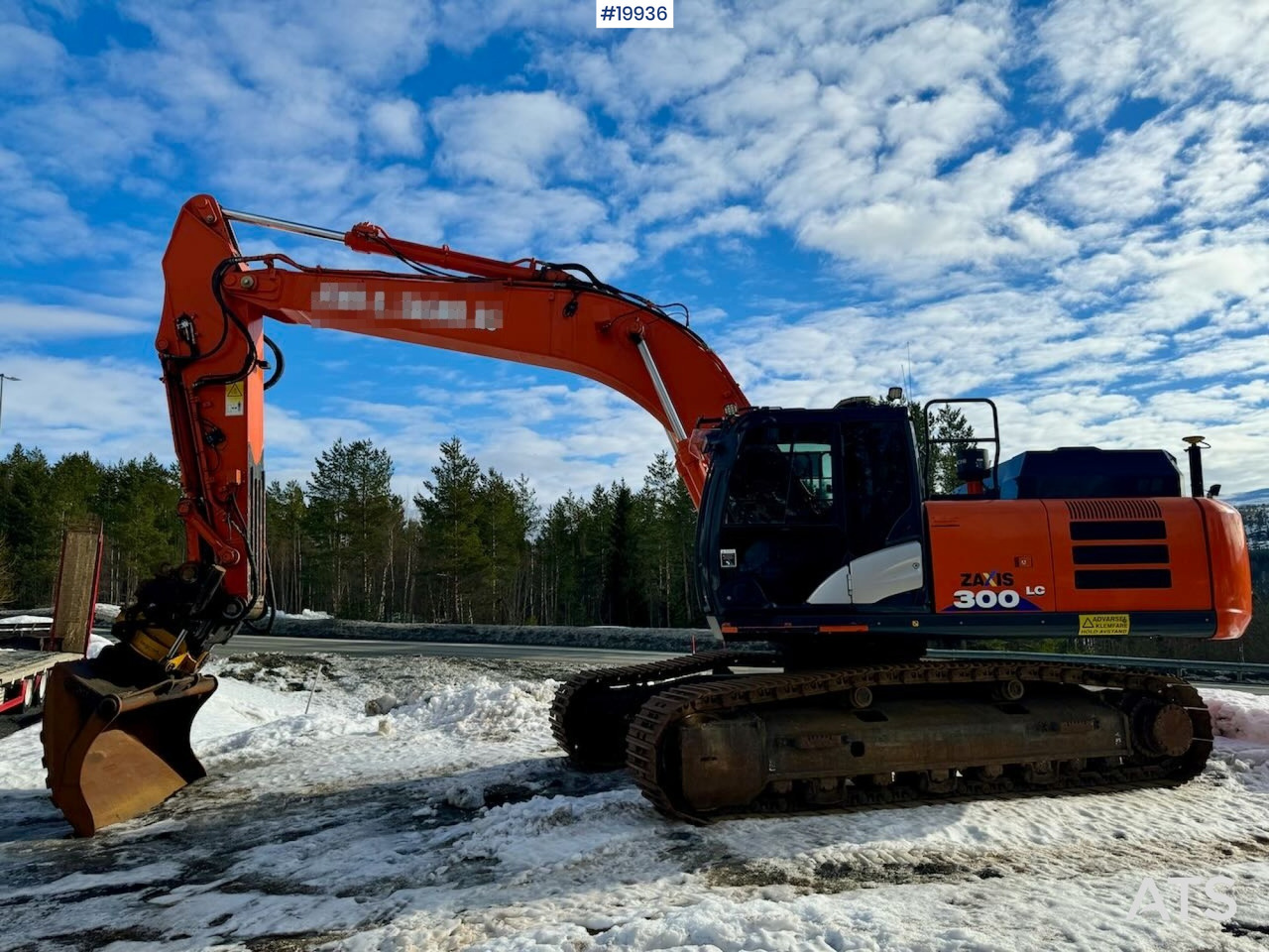 Hitachi ZX300LC-6 - حفارة: صور 2 Hitachi ZX300LC-6 - حفارة: صور 2