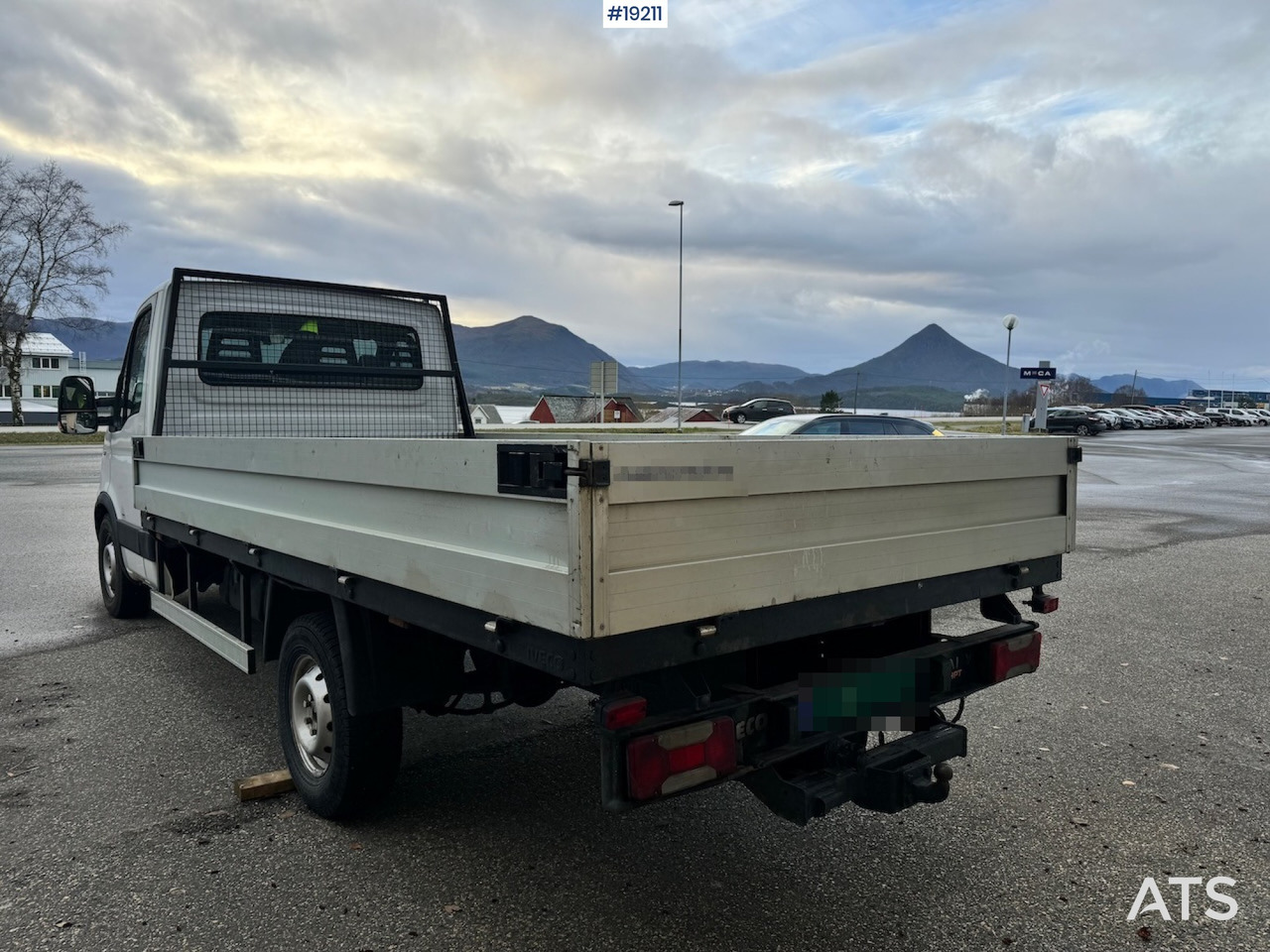 Iveco 35S14 - شاحنات مسطحة: صور 4 Iveco 35S14 - شاحنات مسطحة: صور 4