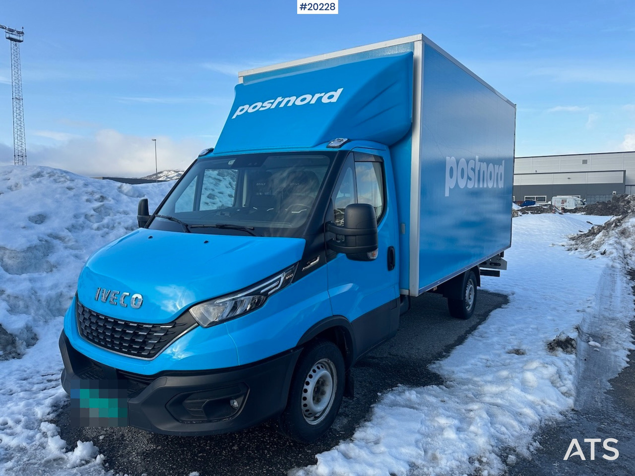 Iveco 35S16 - الشاحنات الصغيرة صندوق مغلق: صور 1 Iveco 35S16 - الشاحنات الصغيرة صندوق مغلق: صور 1