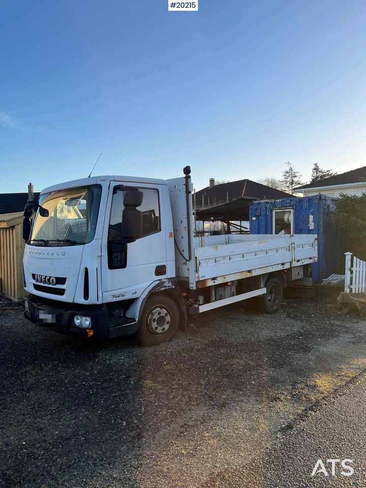 Iveco EUROCARGO - شاحنات مسطحة: صور 1 Iveco EUROCARGO - شاحنات مسطحة: صور 1